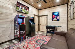 Close to Parkway/Pool/Hot Tub/Theater/Game Room/Fire Pit/Pet Friendly