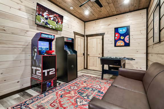 Close to Parkway/Pool/Hot Tub/Theater/Game Room/Fire Pit/Pet Friendly