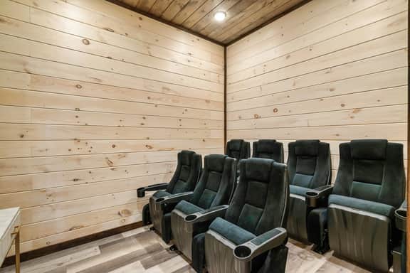 Rustic Ridge Cabin - 320 Silver Stone Way - Image 5