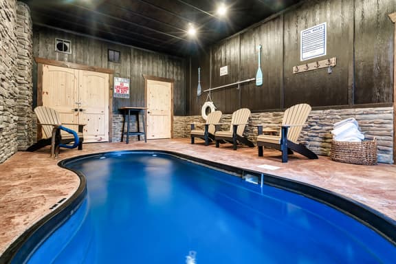 Close to Parkway/Pool/Hot Tub/Theater/Game Room/Fire Pit/Pet Friendly